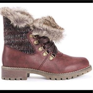 MUK LUKS Women’s Verna Boots, Size 8